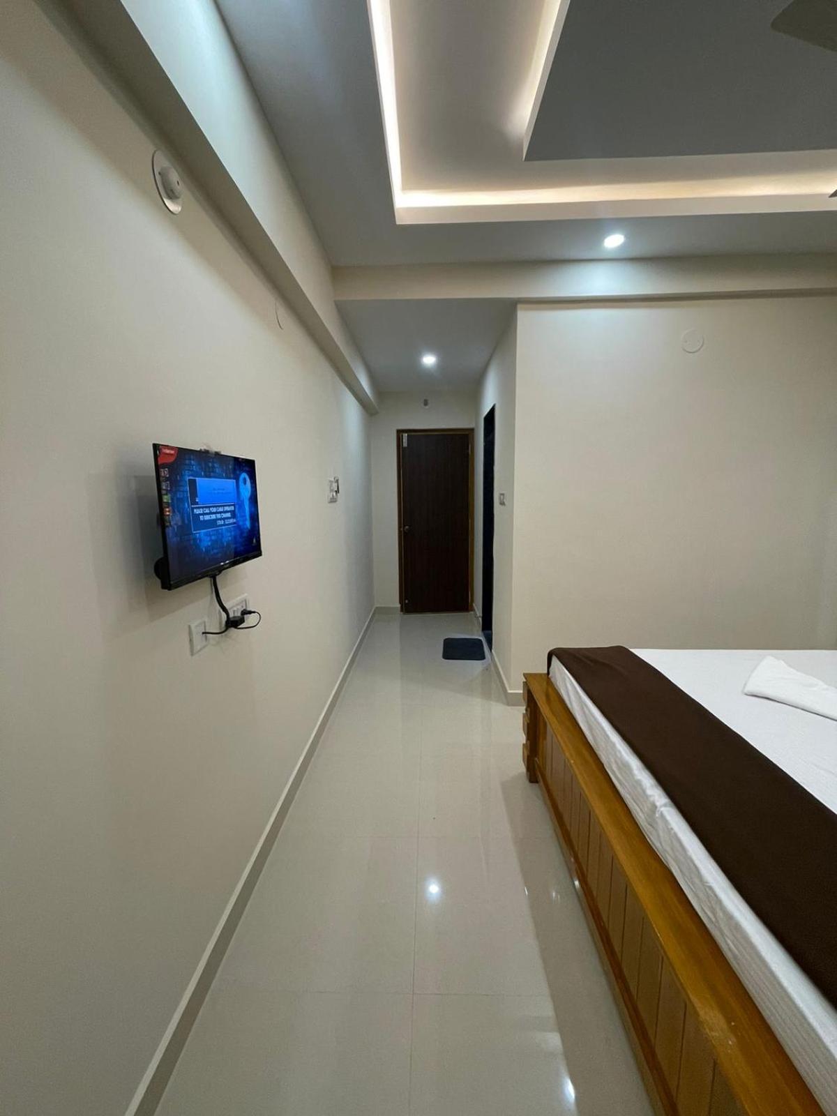 Hotel Radhma Residency Udupi Buitenkant foto