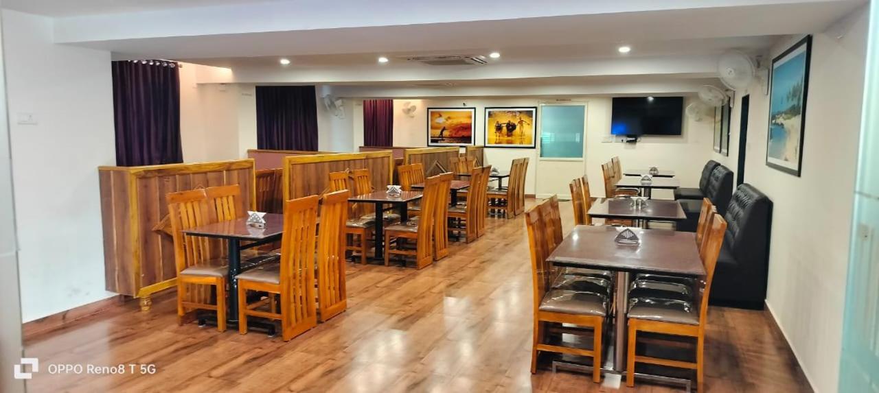 Hotel Radhma Residency Udupi Buitenkant foto