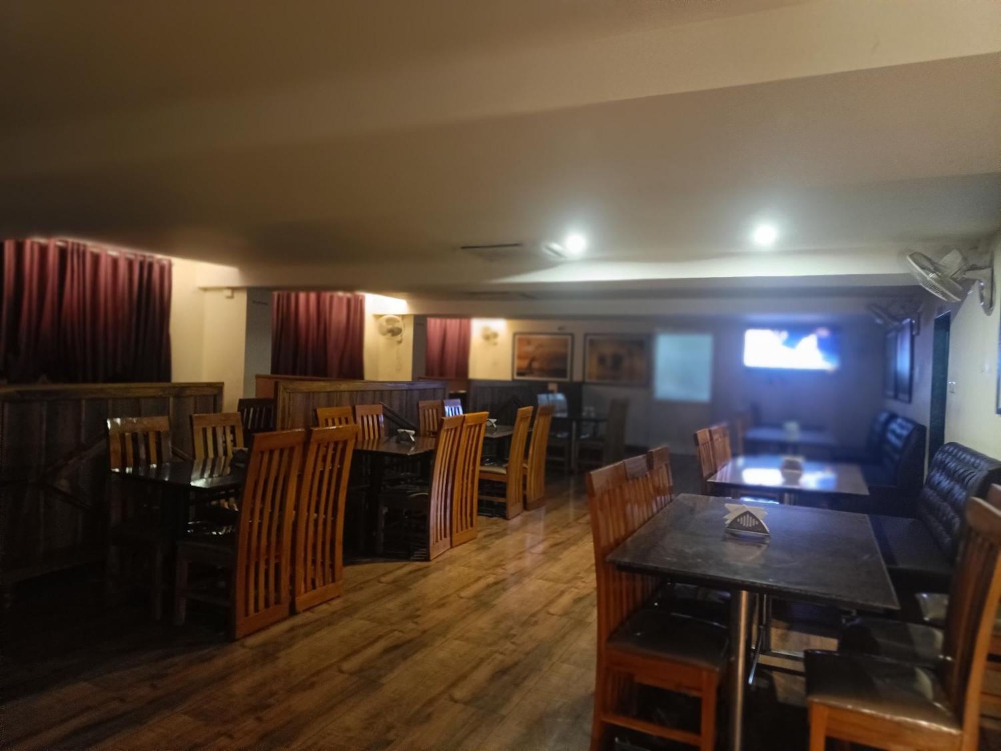Hotel Radhma Residency Udupi Buitenkant foto